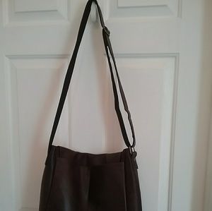 Bags - Crossbody Saddle/Messenger bag Bags - Crossbody Saddle/Messenger bag